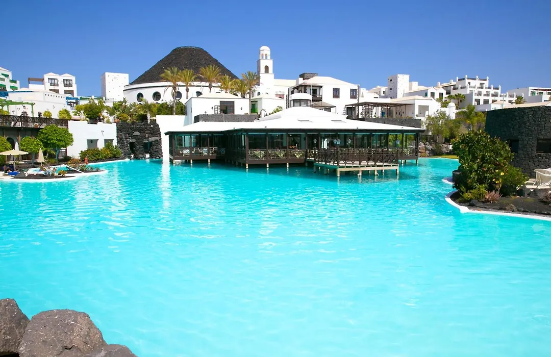 Hotel THe Volcán Lanzarote-1